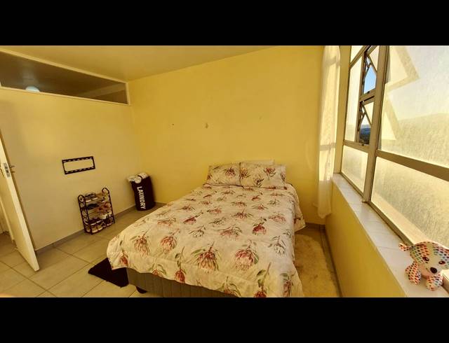 2 BEDROOM APARTMENT FOR SALE IN TOWNSEND ESTATE